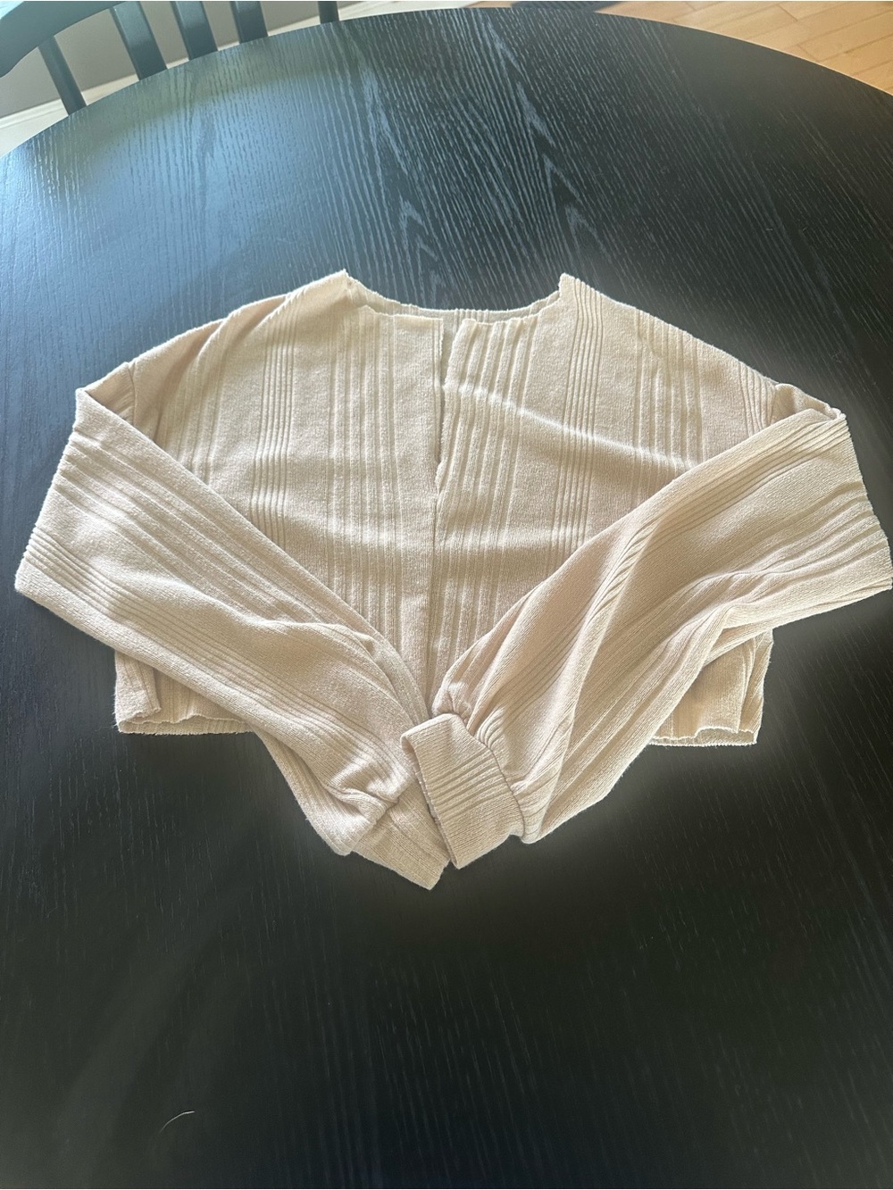 Light Beige Ribbed Long-Sleeve Crop Top